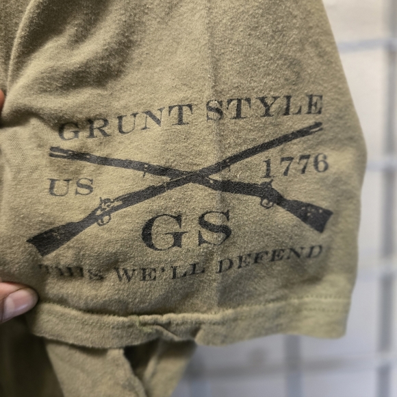 Olive Green Graphic Men's T-Shirt - Picture 4 of 9